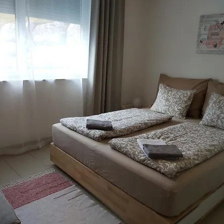 Relax-apartment Mit Sauna 克拉根福